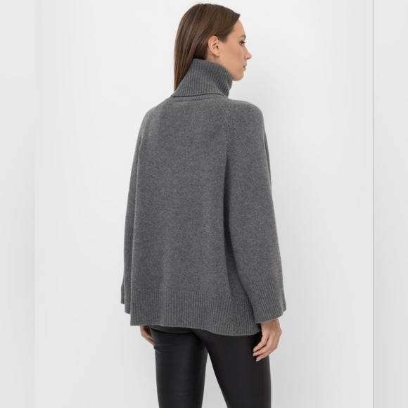 THEORY ‘Lanola’ Wool/Cashmere Turtleneck, Sz M, Retail $595 - Picture 3 of 7